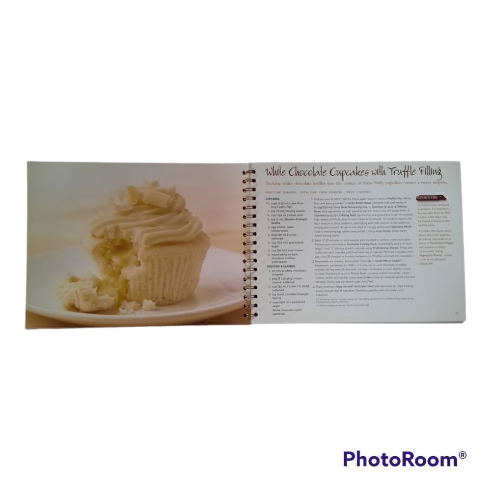 The Pampered Chef Chocolate Cookbook (Fall 2011) - Picture 5 of 6